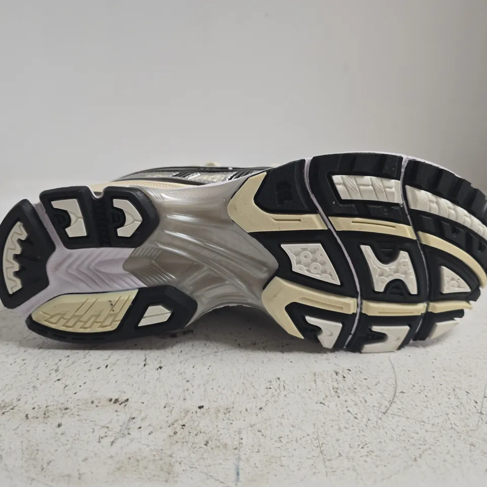 PAIR OF ASICS GEL-KAYANO 14 RUNNING SHOES – CREAM/BLACK, UK 8.5 (MEN)