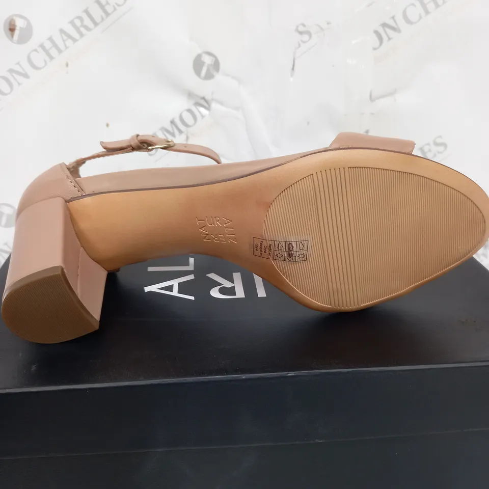 BOXED PAIR OF SIZE 6 VERA HEEL SANDAL NUDE