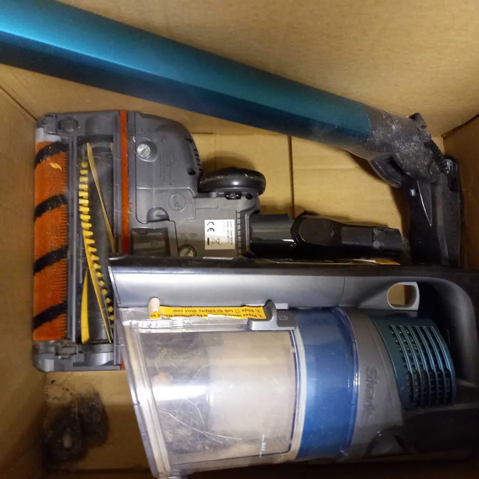 SHARK CORDLESS STICK VACUUM CLEANER