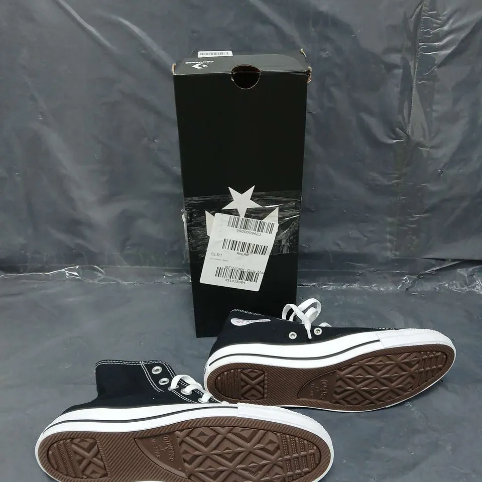 BOXED PAIR OF CONVERSE HI TRAINERS - BLACK - UK 6 