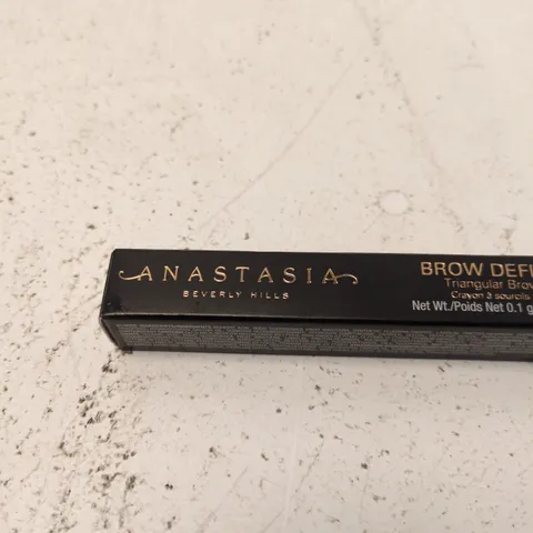 ANASTASIA BEVERLY HILLS BROW DEFINER TRIANGULAR BROW PENCIL – DARK BROWN (BOXED)