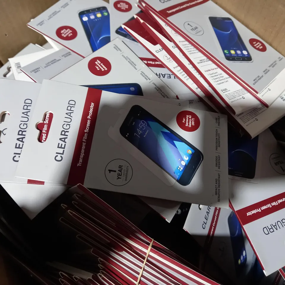BOX OF APPROX 100 CLEAR GUARD SCREEN PROTECTORS TO INCLUDE - SAMSUNG GALAXY EDGE S7 - SAMSUNG GALAXY A5 - SAMSUNG GALAXY S8+ 