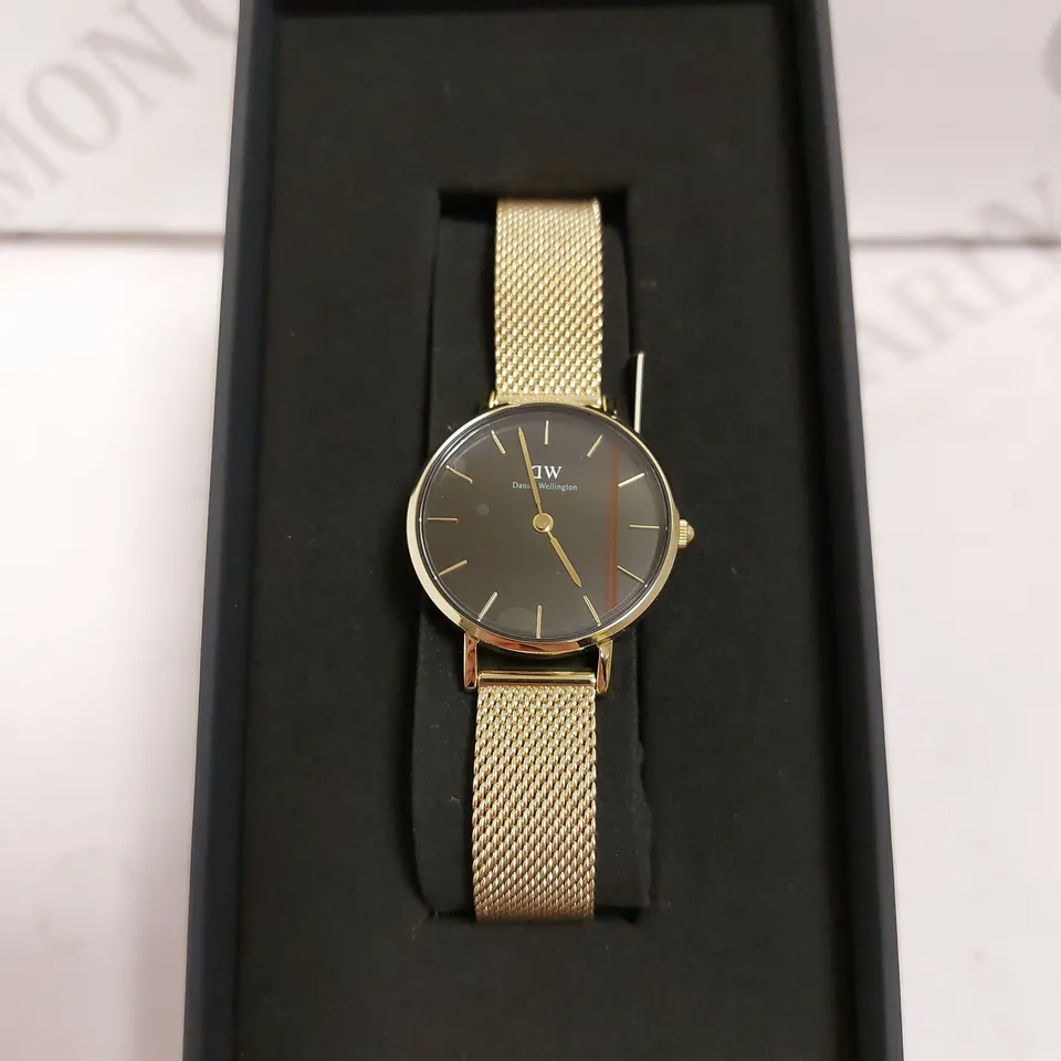 BOXED DANIEL WELLINGTON PETITE EVERGOLD WATCH WITH BRACELET STYLE STRAP