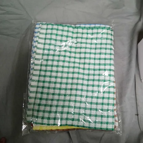 GINGHAM CHECK TEA TOWELS – PACKAGED SET (GREEN/WHITE & RED/WHITE)