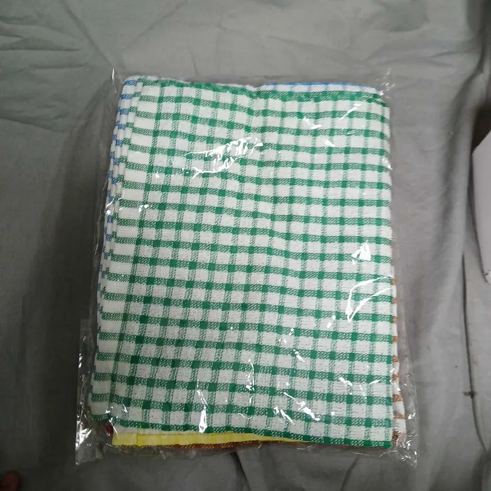 GINGHAM CHECK TEA TOWELS – PACKAGED SET (GREEN/WHITE & RED/WHITE)