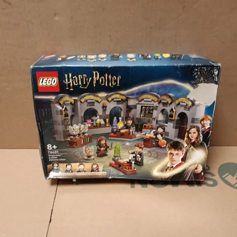 BOXED LEGO HARRY POTTER HOGWARTS CASTLE: POTIONS CLASS - 76431
