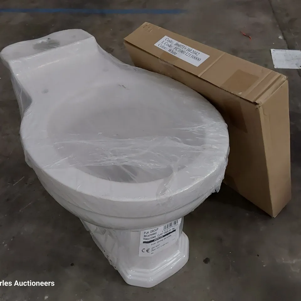 TRADITIONAL CLOSE COUPLED WC WHITE & TOILET SEAT