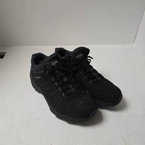 SKECHERS WATERPROOF BOOTS - BLACK, UK 8