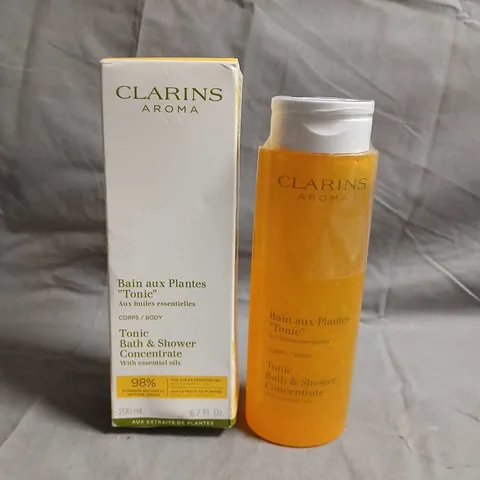 CLARINS AROMA BATH & SHOWER CONCENTRATE – TONIC, 200 ML