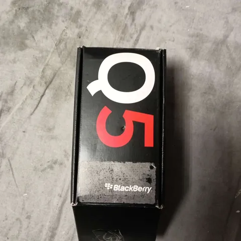 BLACKBERRY Q5 SMARTPHONE – BLACK, BOXED WITH CHARGER