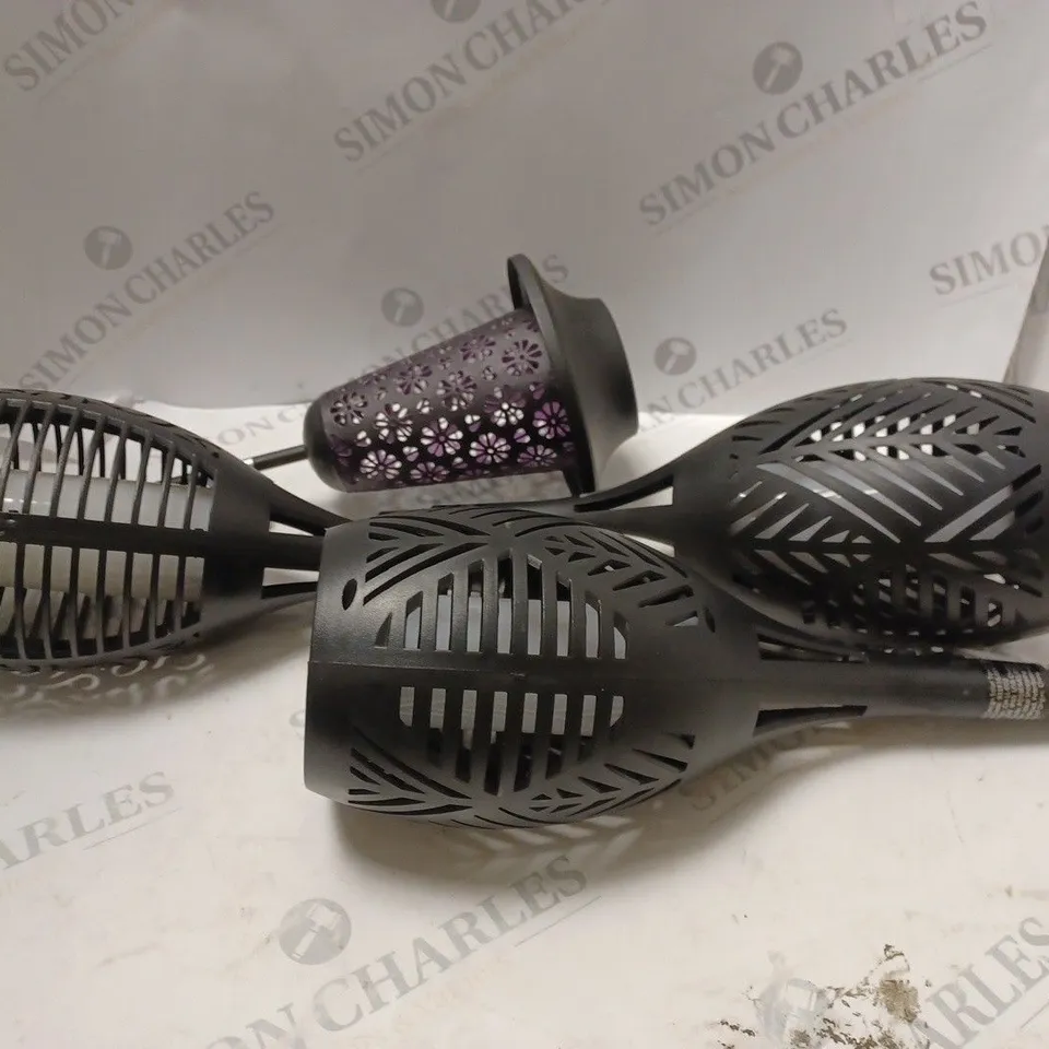 BOXED UNBRANDED MODERN DESIGN SOLAR TORCH LIGHTS - PACK OF 4 