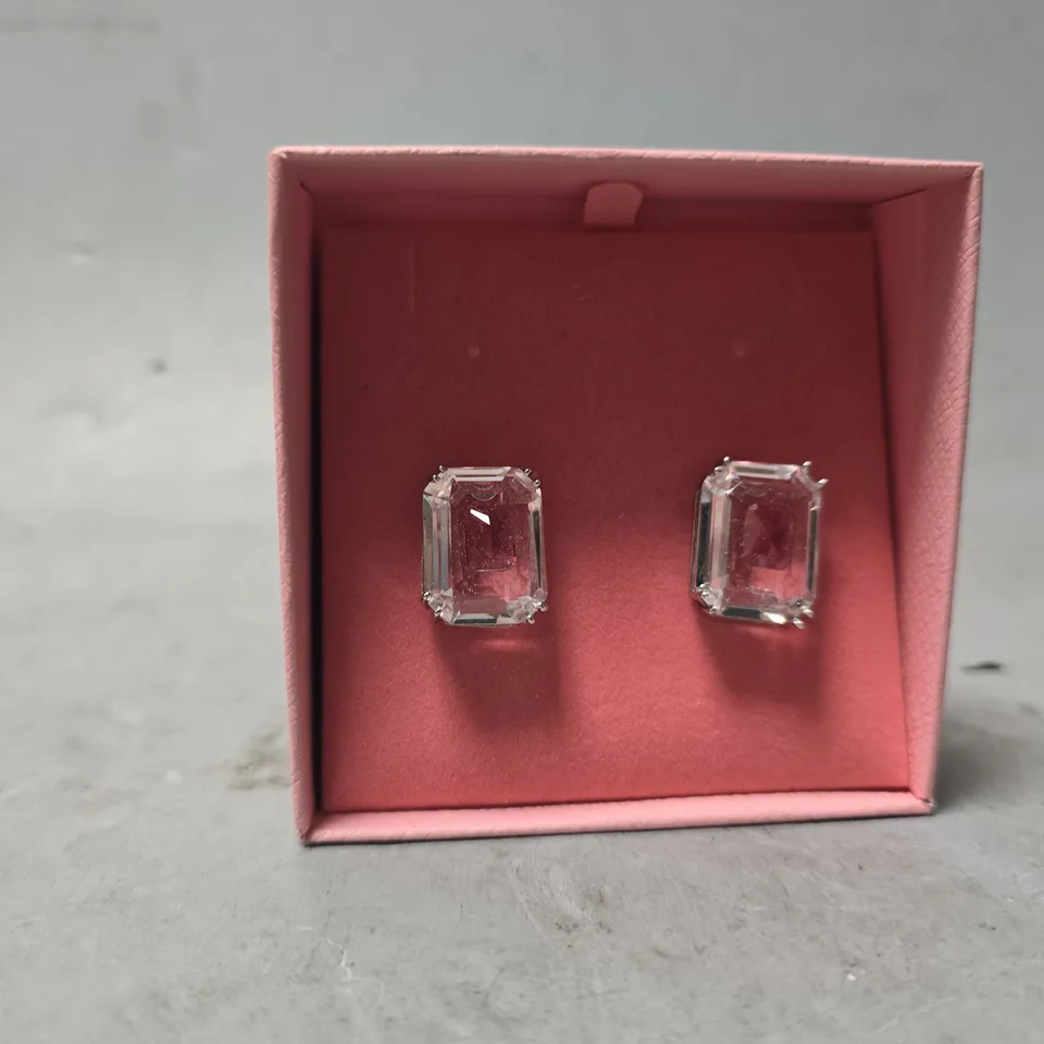 BOXED SWAROVSKI CHROMA STUD EARRINGS 