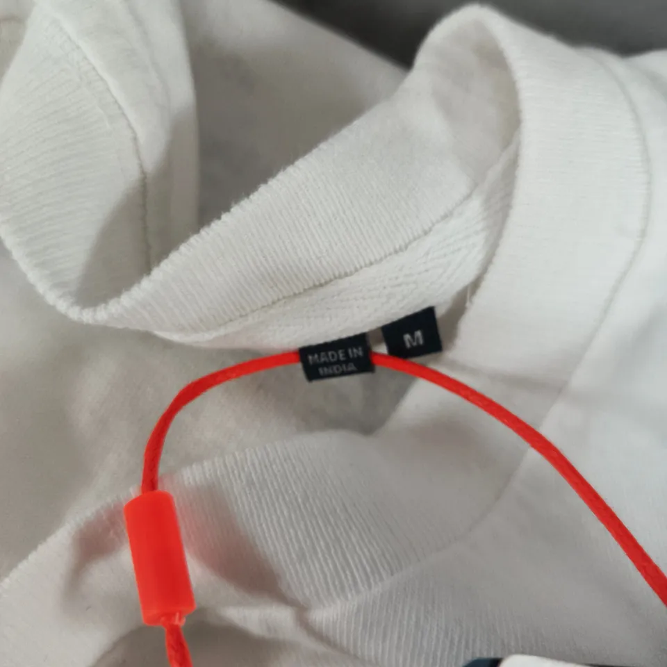 SUPERDRY ESSENTIALS RELAXED TEE – WHITE – UK M