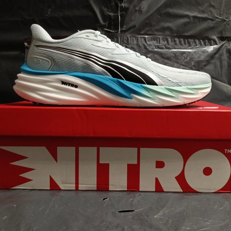 BOXED PAIR OF PUMA VELOCITY NITRO 4 TRAINERS IN SEA GLASS-SPEED BLUE SIZE UK 10.5