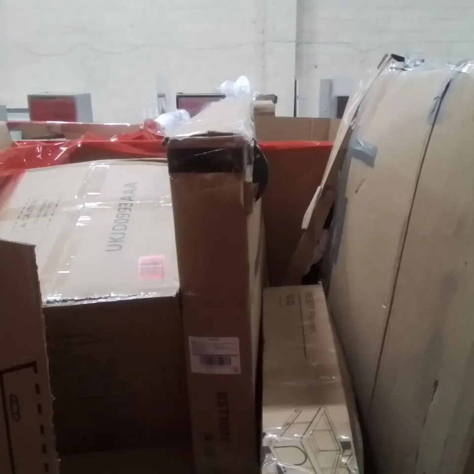 PALLET OF ASSORTED HOUSEHOLD GOODS AND PRODUCTS TO INCLUDE;BAR TABLE, PLAYPEN, DINING CHAIR AND OTHER ASSORTED ITEMS...
