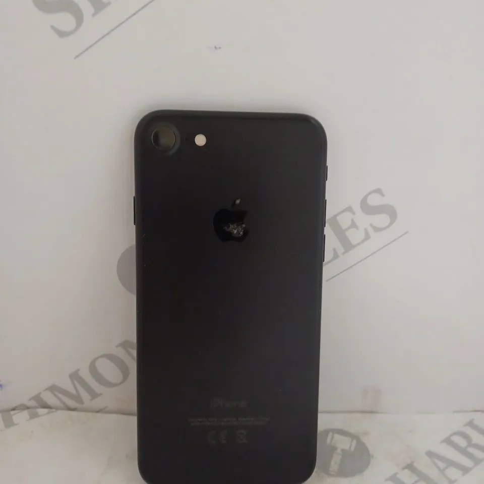 APPLE IPHONE 7 (A1778) SMARTPHONE