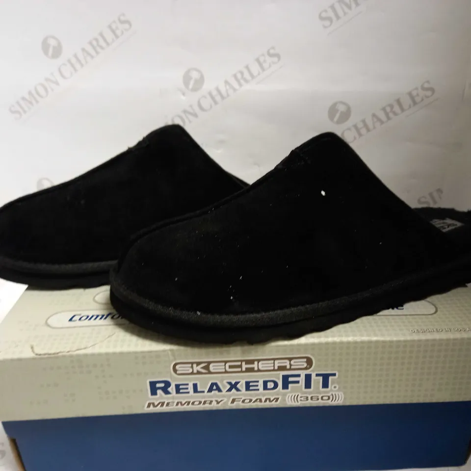 SKECHERS MEN'S RENTEN PALCO SLIPPERS SIZE 9