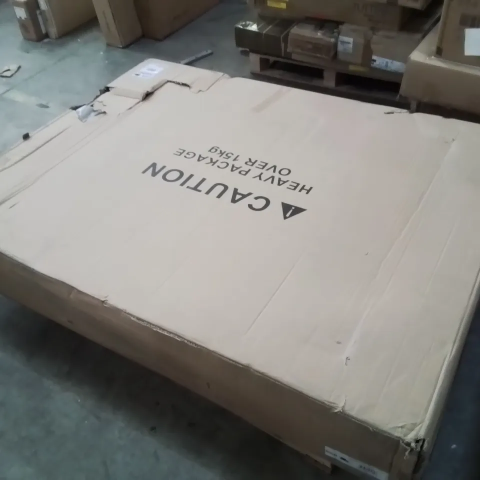 BOXED EXTENDING DINING TABLE 1 BOX