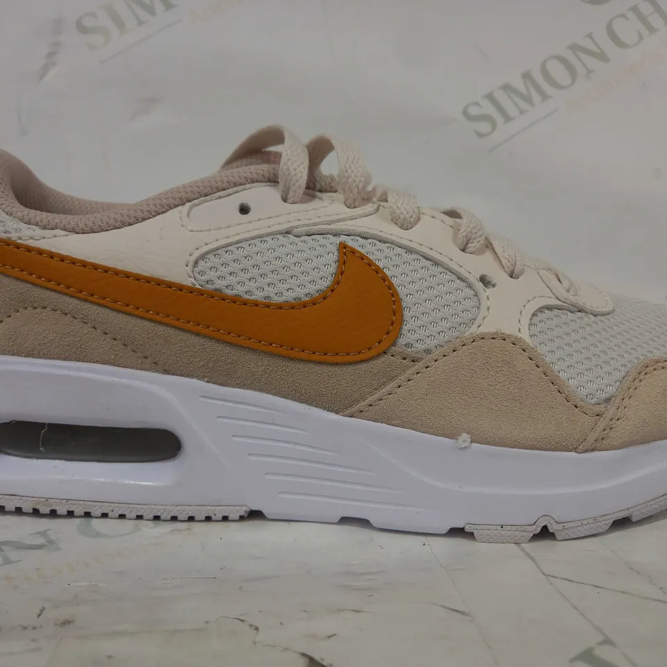 BOXED PAIR OF NIKE AIR TRAINERS BEIGE/GOLD COLOUR UK SIZE 4.5