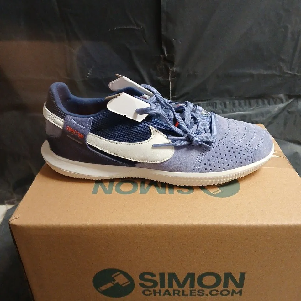 NIKE TRAINERS – BLUE SUEDE/MESH, WHITE SWOOSH UK 6