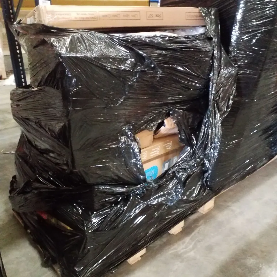 PALLET CONTAINING ASSORTED PRODUCTS INCLUDING OFFICE L SHAPED DESK, OFFICE CHAIR & MATTRESS 