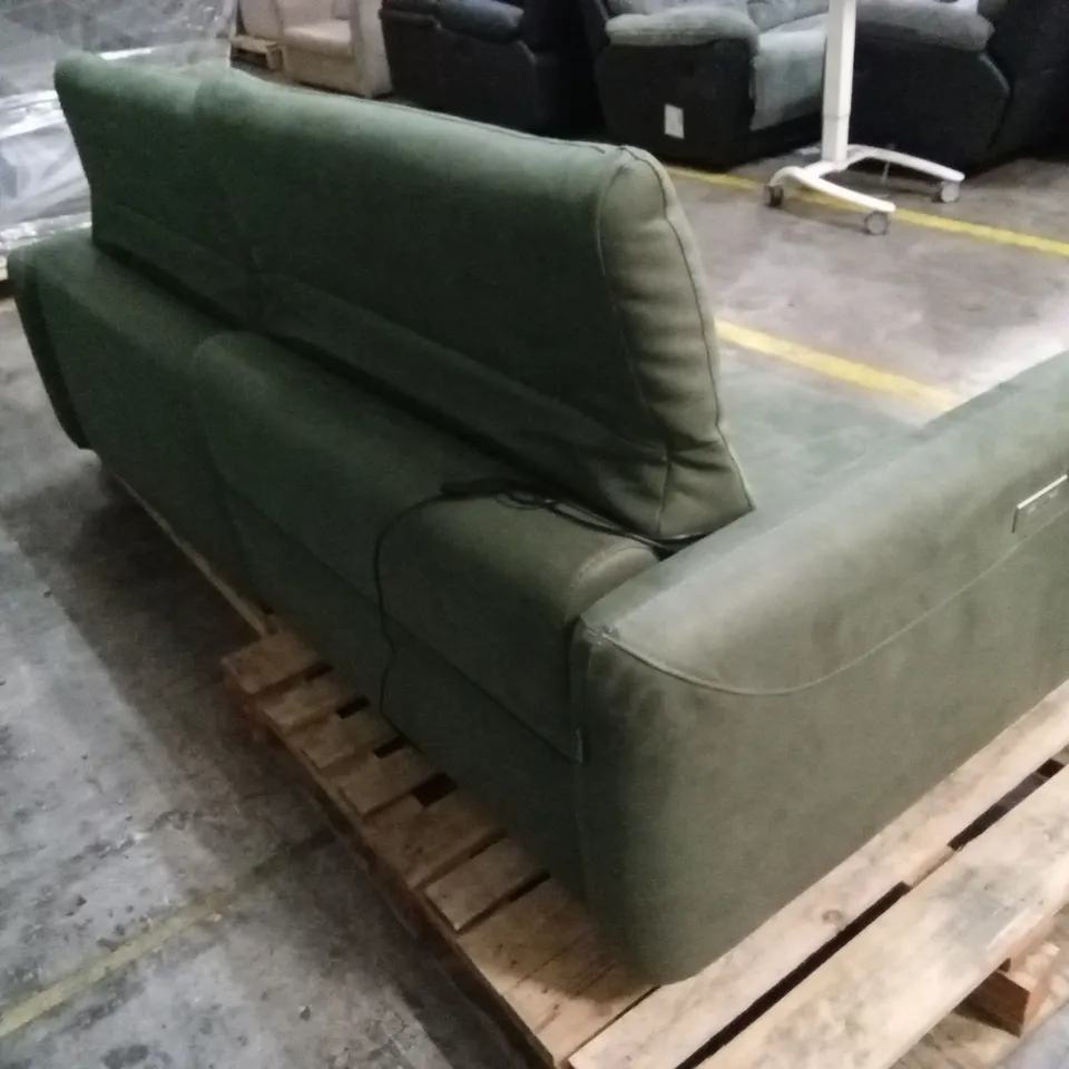 QUALITY DESIGNER ITALIAN MADE DUSK LARGE 3 SEATER PART RECLINER SOFA