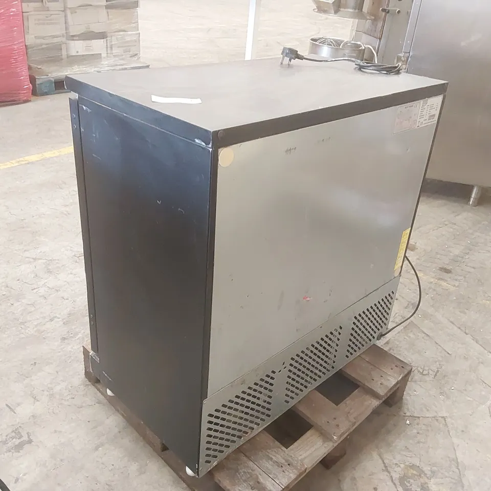 POLAR COMMERCIAL UNDER COUNTER FRIDGE