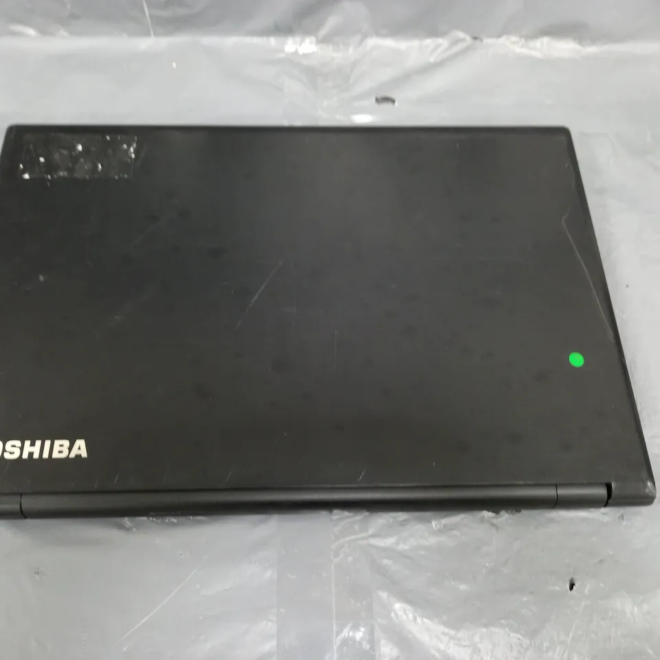 TOSHIBA SATELLITE PRO R50-B	15 INCH I3-4005U 1.70GHZ