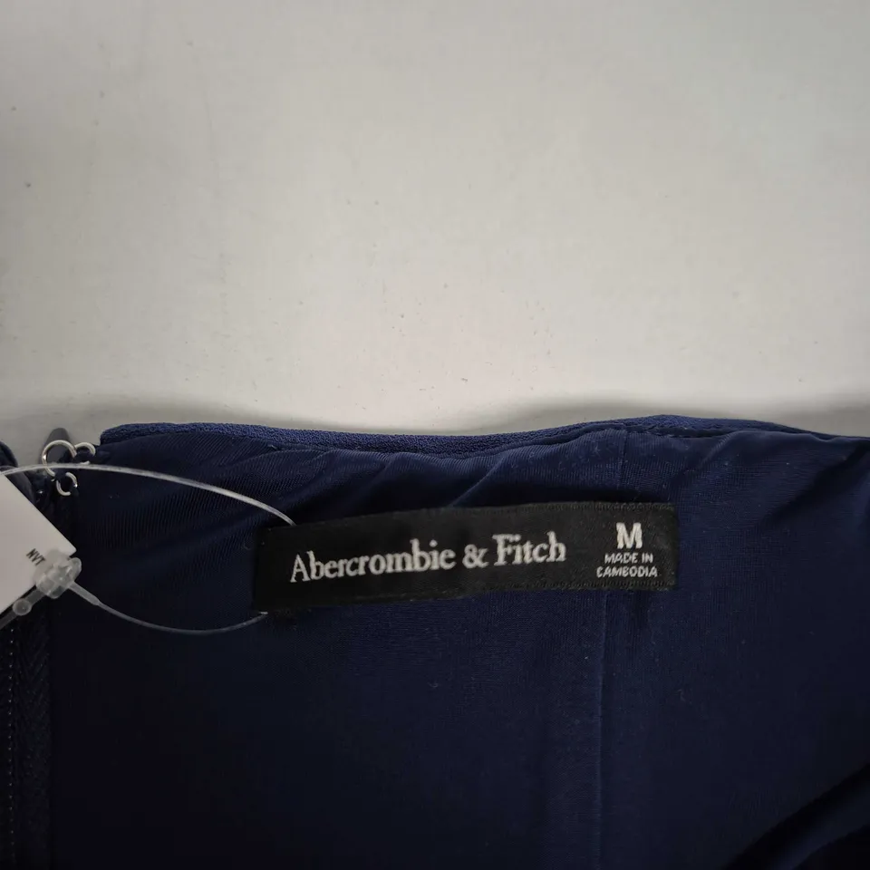ABERCROMBIE & FITCH NAVY SLEEVELESS TOP – WOMEN'S, SIZE M
