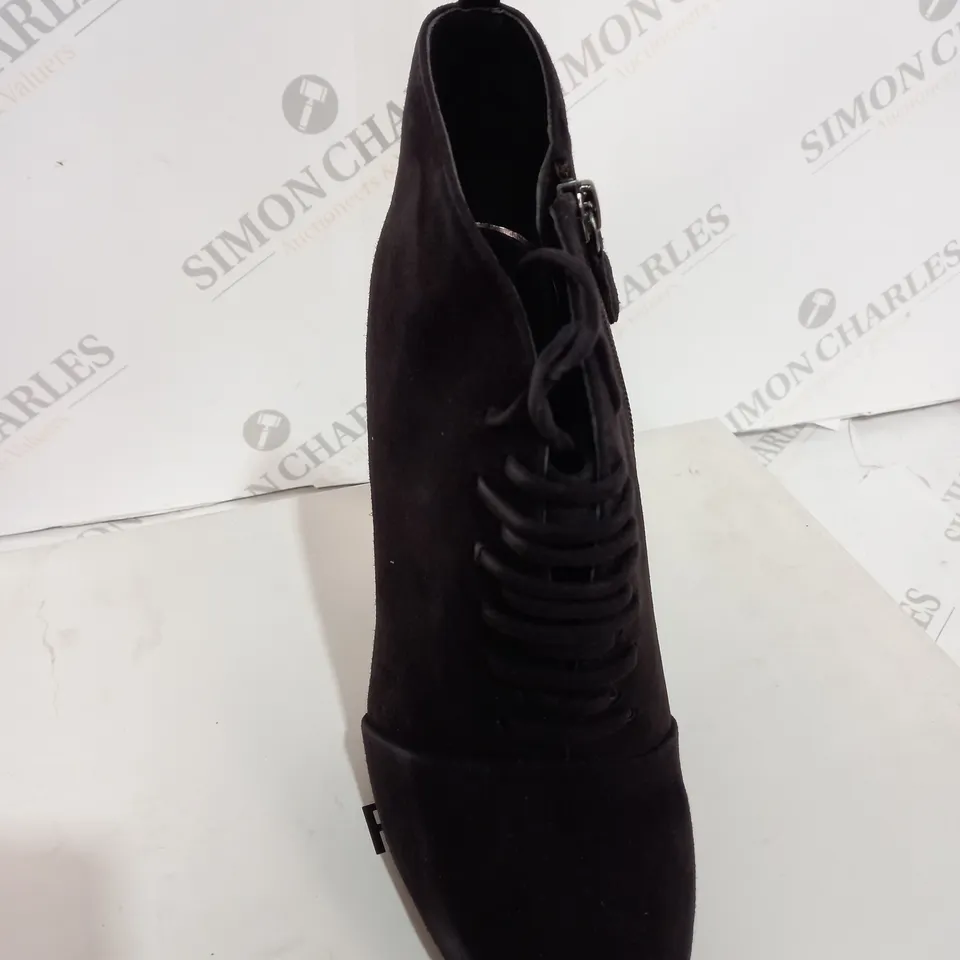 BOXED REISS SUEDE CHOCOLATE BOOT HEELS - SIZE 6