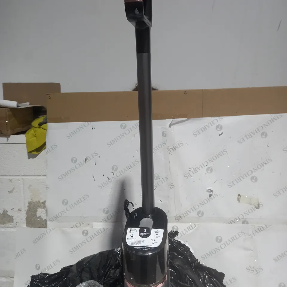 BOXED SHARK CORDLESS HYDROVAC 3-IN-1 HARD FLOOR CLEANING SYSTEM WD210UK