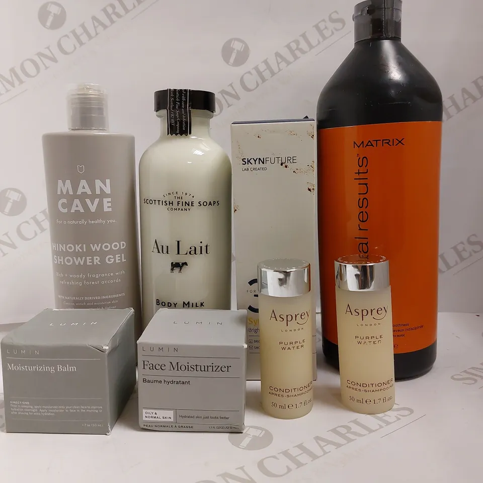 BOX OF APPROX 20 COSMETIC ITEMS TO INCLUDE SCOTTISH FINE SOAP COMPANY AU LAIT BODY MILK, LUMIN FACE MOISTURISER, ASPREY PURPLE WATER