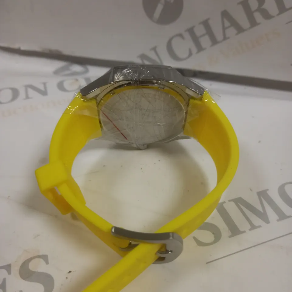 MENS LOUIS LACOMBE CHRONGRAPH WATCH – 3 SUB DIALS – SILVER COLOUR CASE – YELLOW RUBBER STRAP 