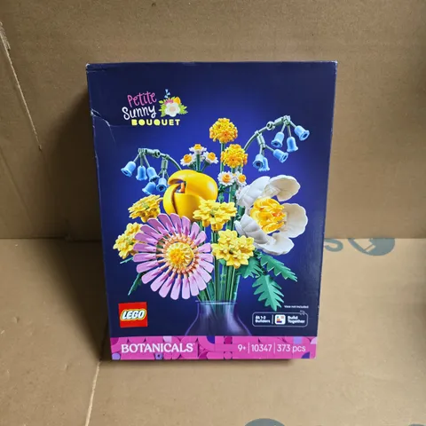 LEGO BOTANICALS PETITE SUNNY BOUQUET – 373 PIECES, AGE 9+