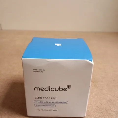 MEDICUBE ZERO PORE PAD – 70 PADS (155 G)