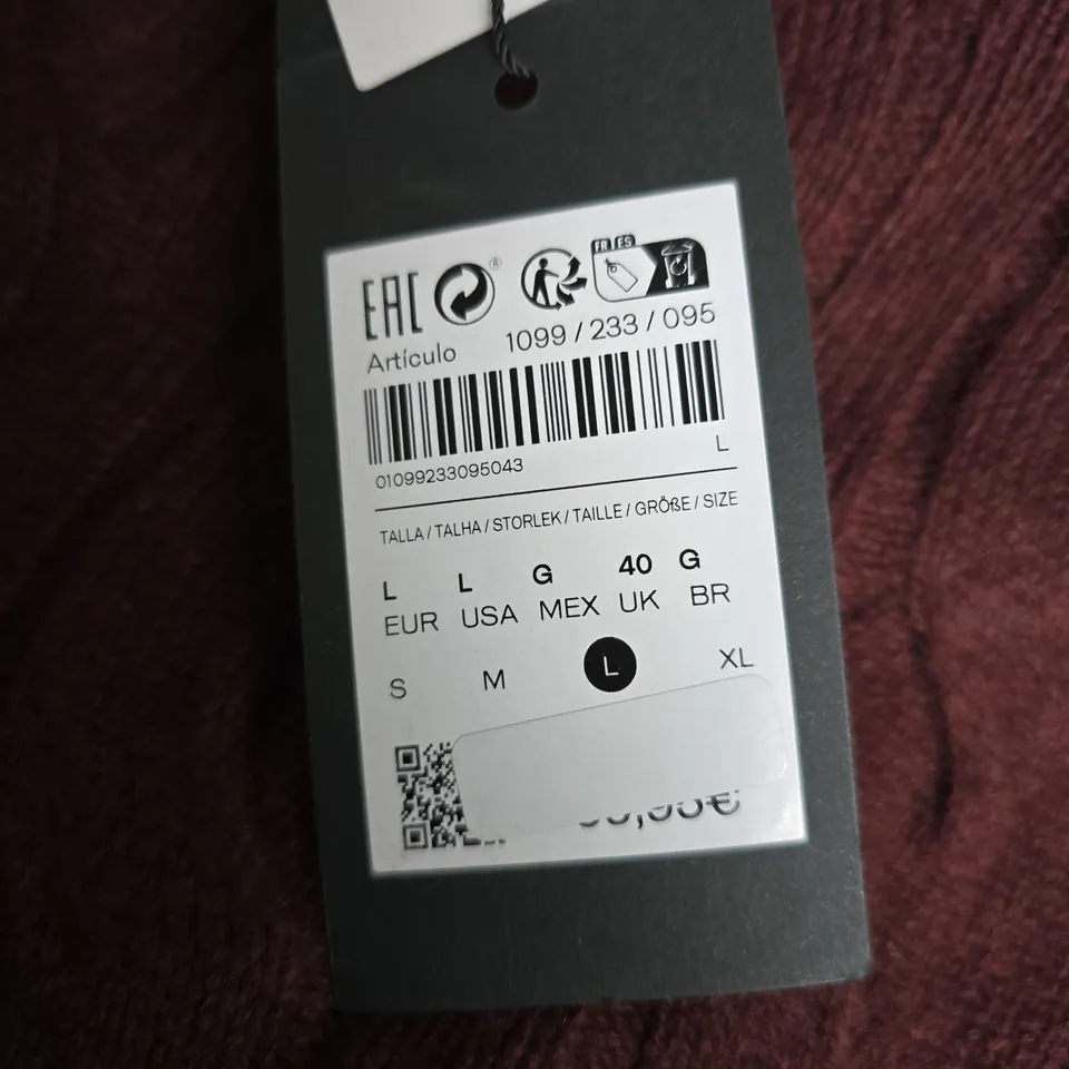 MASSIMO DUTTI BURGUNDY CABLE-KNIT JUMPER, SIZE L
