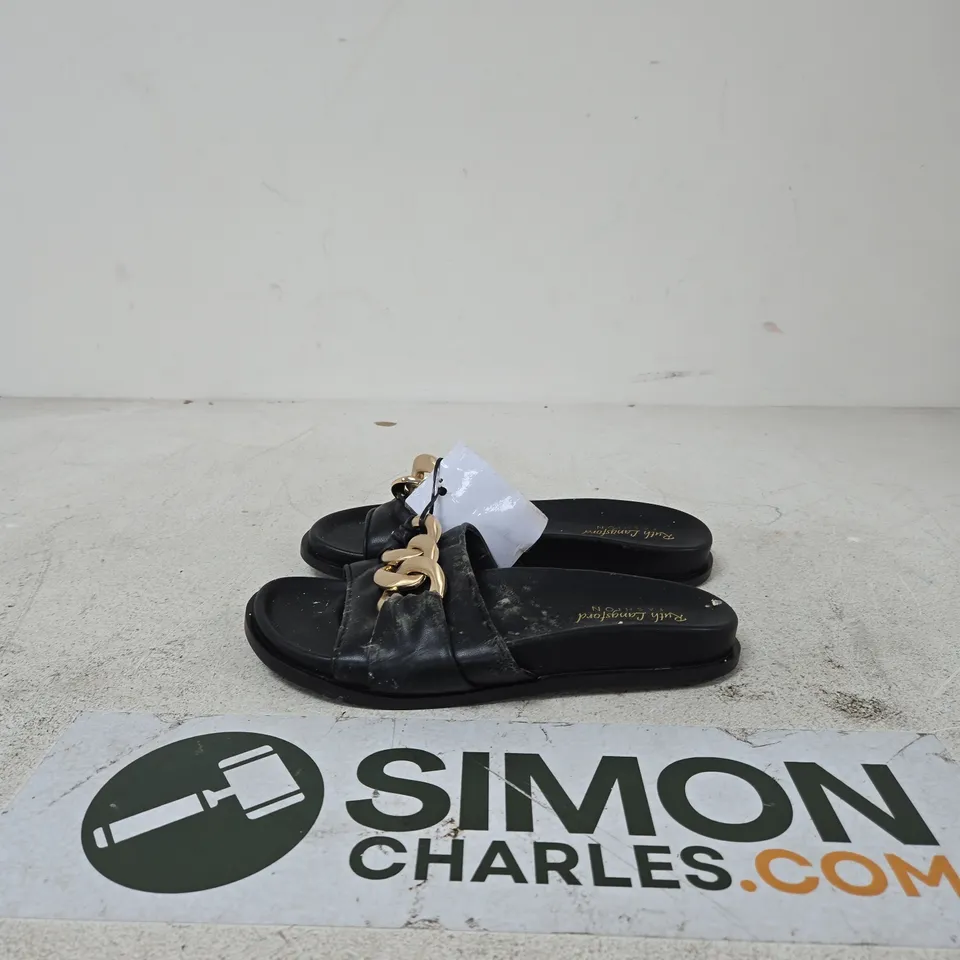 RUTH LANGFORD FASHION BLACK CHAIN-DETAIL SLIP-ON SANDALS (WOMEN'S) EU SIZE 40