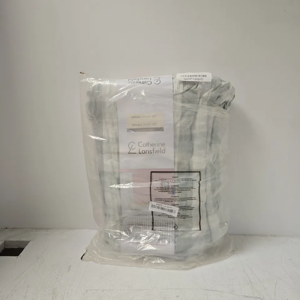 CATHERINE LANSFIELD DOUBLE DUVET SET