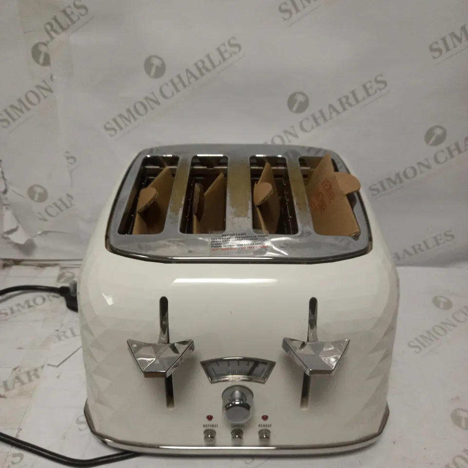 DE'LONGHI BRILLANTE CTJ4003W 4-SLICE TOASTER - WHITE