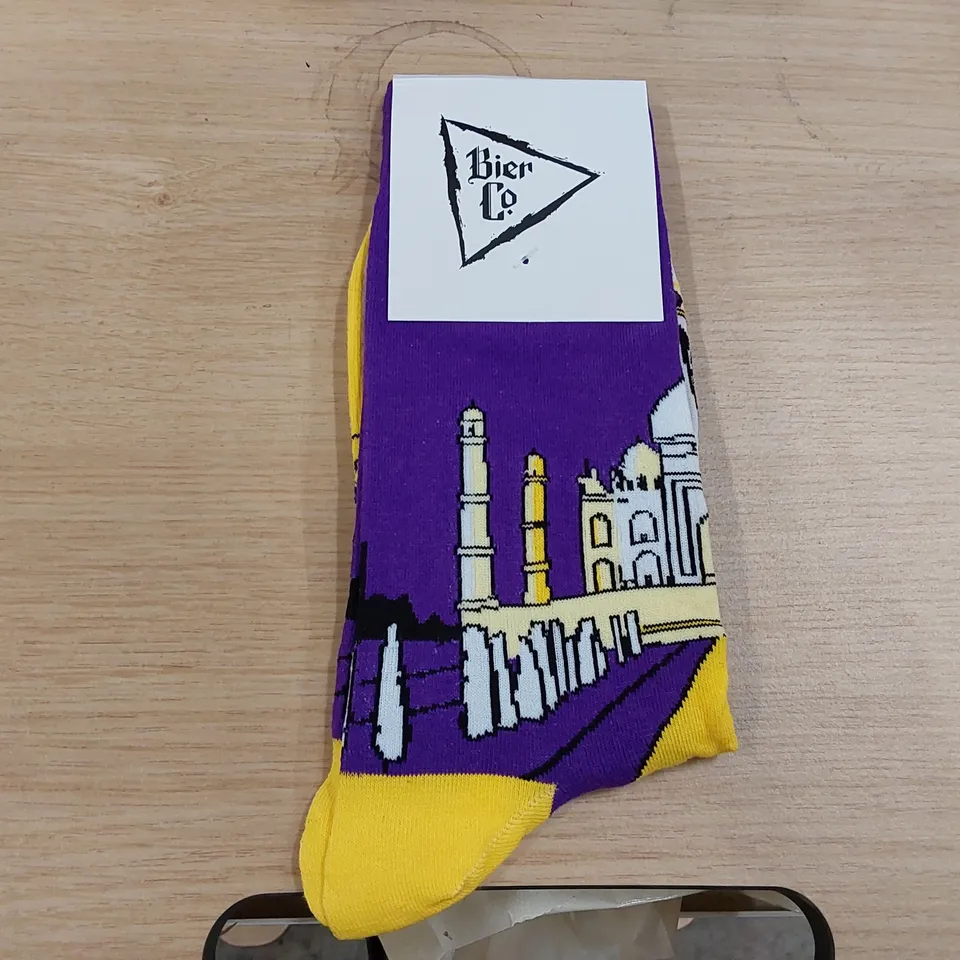 BOX OF BRAND NEW BIER CO 'BAU INDIA' SOCKS // APPROXIMATELY 360 PAIRS (1 BOX)