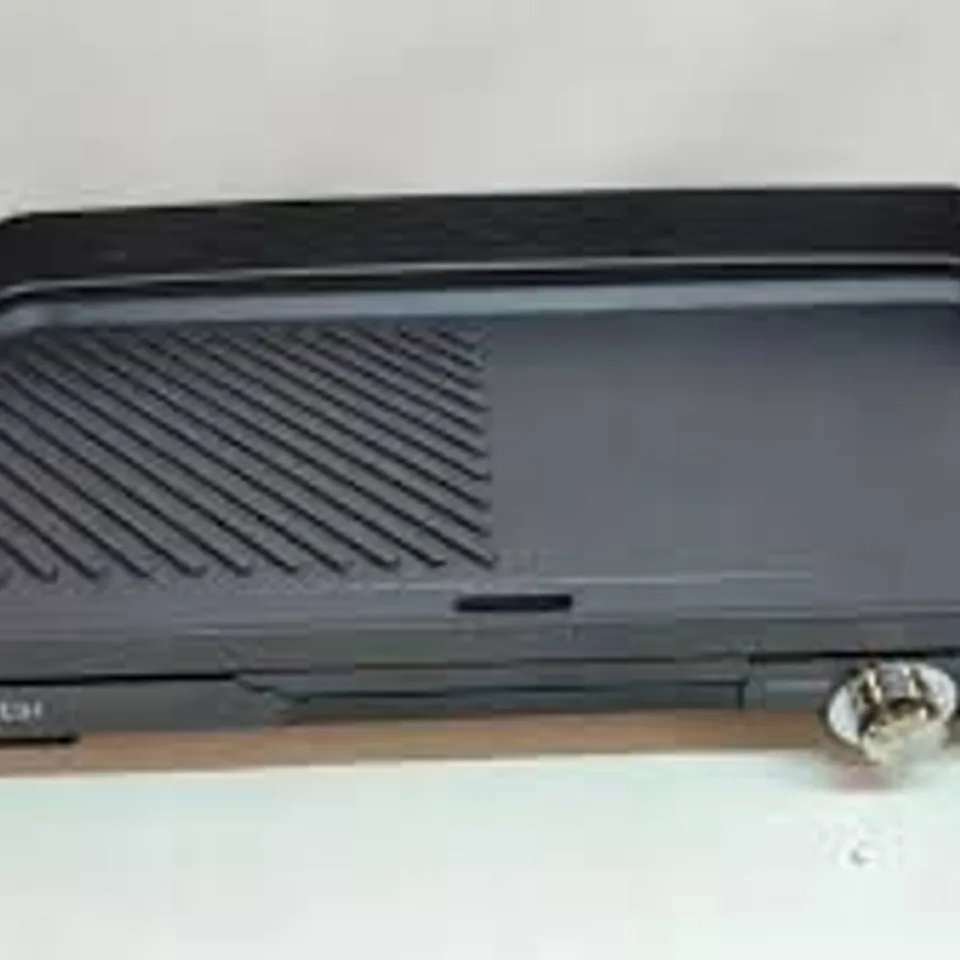 BOXED KLARSTEIN CHARLEROI TURBO ELECTRIC TABLE GRILL
