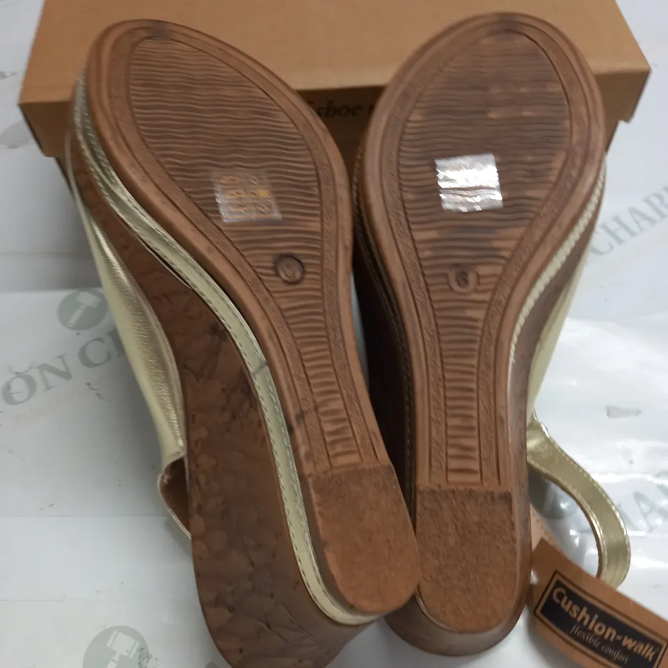 BOXED PAIR OF CUSHION WALK WEDGE SHOES IN GOLD - SIZE 6
