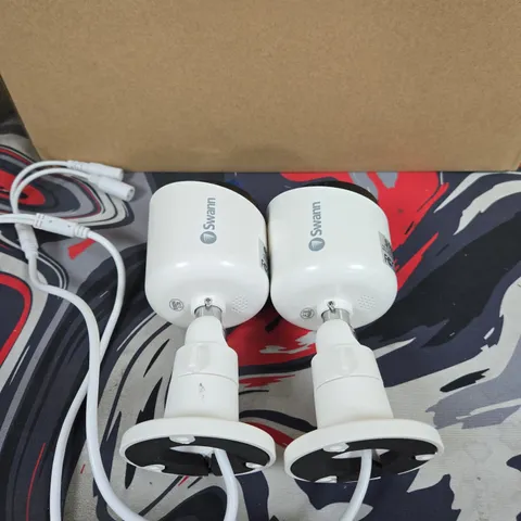 SWANN WIRELESS SECURITY CAMERAS (PAIR) – WHITE 