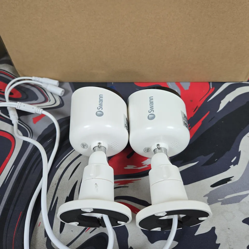 SWANN WIRELESS SECURITY CAMERAS (PAIR) – WHITE 