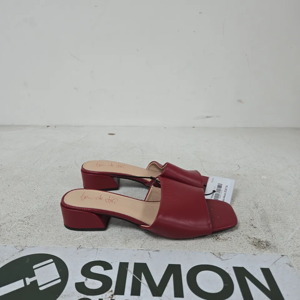 BEN DI LISI RED LEATHER WOMEN'S SANDALS WITH BLOCK HEEL – OPEN TOE UK SIZE 8