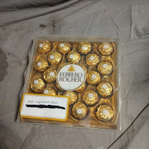 APPROXIMATELY 10 ASSORTED FOOD ITEMS INCLUDING FERRERO ROCHER , HYGGE HOT CHOCOLATE AND CAJUN RUB