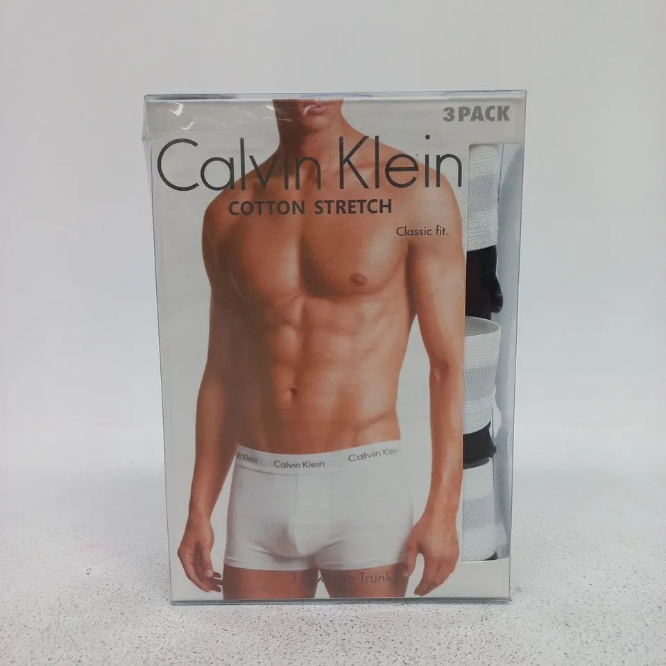 CALVIN KLEIN COTTON STRETCH BOXER BRIEFS IN BLACK – 3 PACK - SIZE SMALL