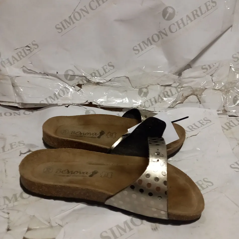 BONOVA STRAPPED SANDALS - SIZE 6