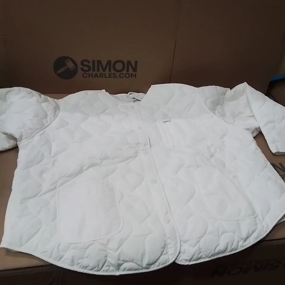 BOXED BRAND NEW APPROXIMATELY 3 SIMPLY BE QUILTED JACKET SIZE 30