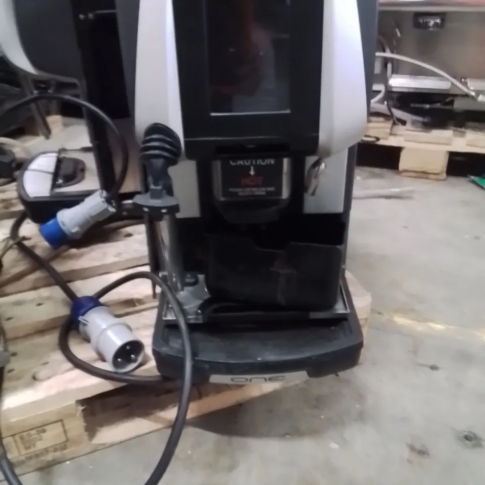 EGRO ONE PURE BEAN TO CUP COFFEE MACHINE